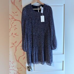 NWT Artizia Wilfred Daydreamer dress.